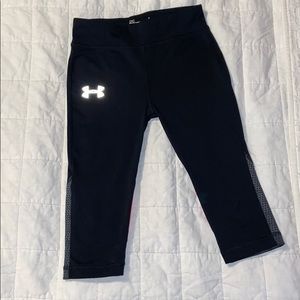 Under armor size 4 active wear!